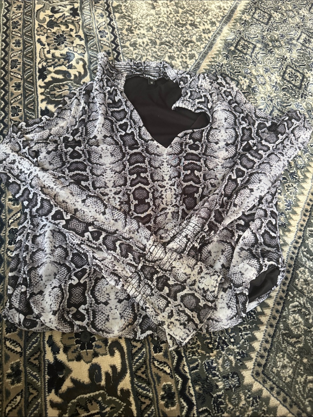 Express Snake-Print Long Sleeve Top in Black & Gray with Heart Cutout